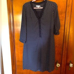 Downeast long sleeve blue and white print dress size M